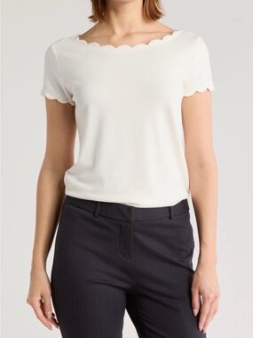 NWT T Tahari White Scalloped Knit T-Shirt Scoop Neck XS